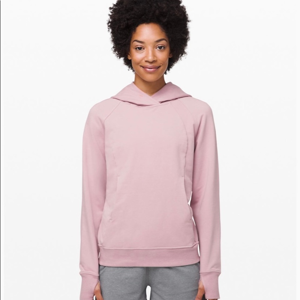 Lululemon • Scuba Pullover in Smoky Blush